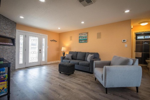 Ledgerock Home image 26